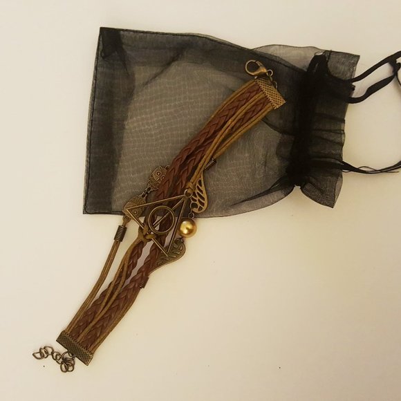 Harry Potter Deathly Hallows Bracelet - Picture 2 of 4
